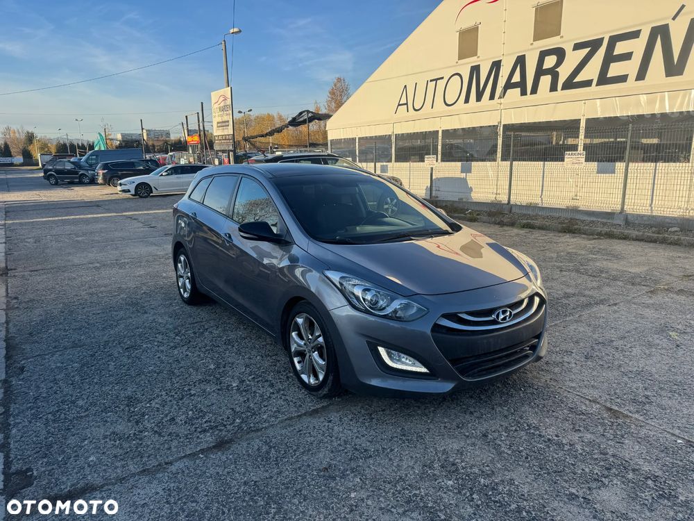 Hyundai i30 1.6 CRDi Premium - 1