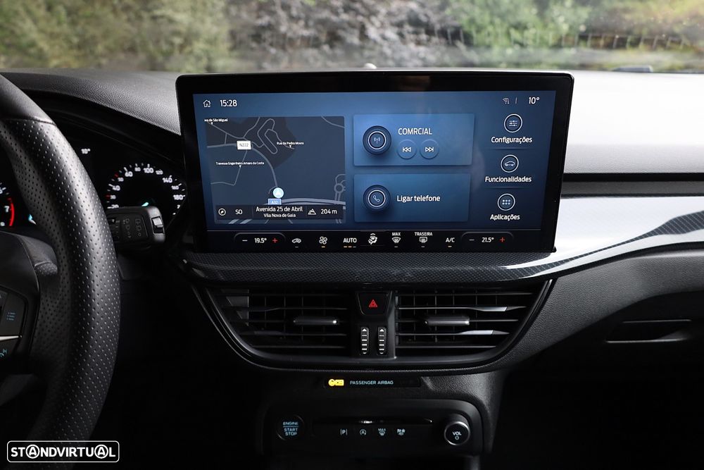 Ford Focus 1.0 EcoBoost MHEV ST-Line - 24