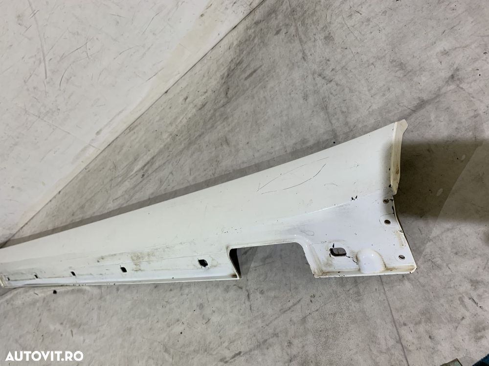 Prag stanga Mercedes E-Class W212, 2009, 2010, 2011, 2012, 2013, 2014, 2015, 2016, cod origine OE A2126900140. - 2