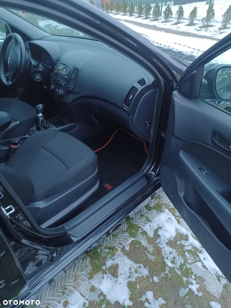 Hyundai i30 1.4 Blue Comfort - 10