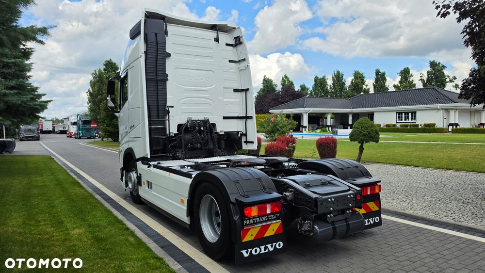 Volvo ///FH///500///2023/// GLOBETROTTER///XXL///FULL LED/// VIRTUAL COCPIT///KLIMATYZACJA POSTOJOWA///ZABUDOWY MIĘDZYOSIOWE///WAGA///RADARY/// KAMERA///STAN BARDZO DOBRY - 8