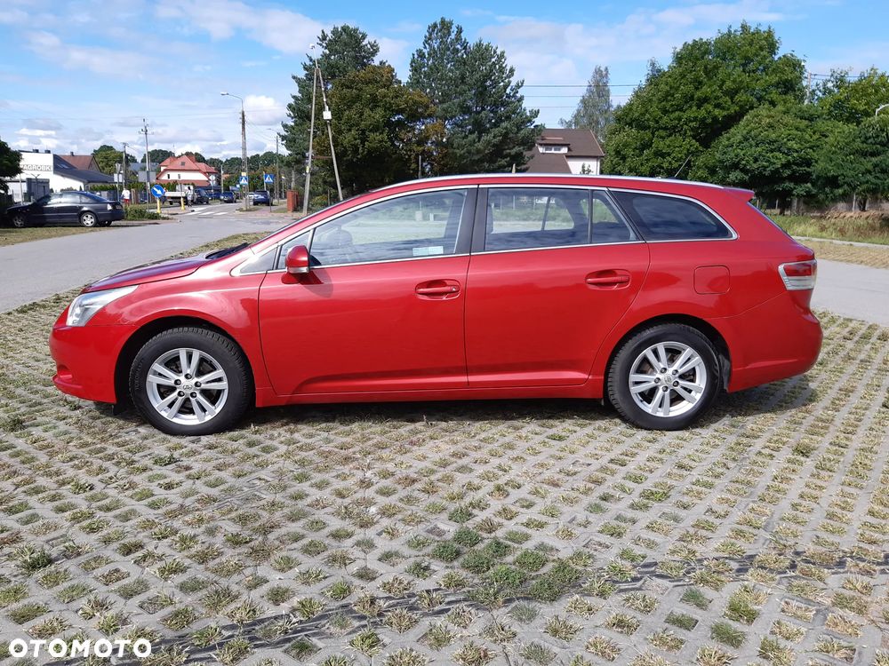 Toyota Avensis 1.8 Luna - 3
