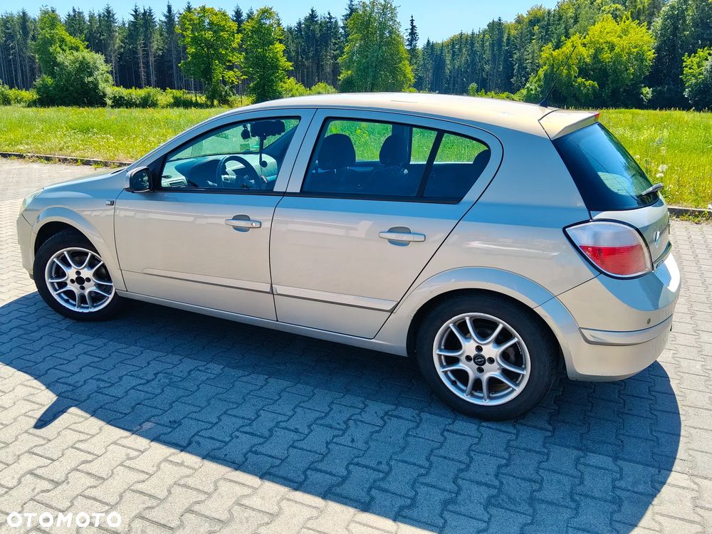 Opel Astra 1.6 Enjoy - 3
