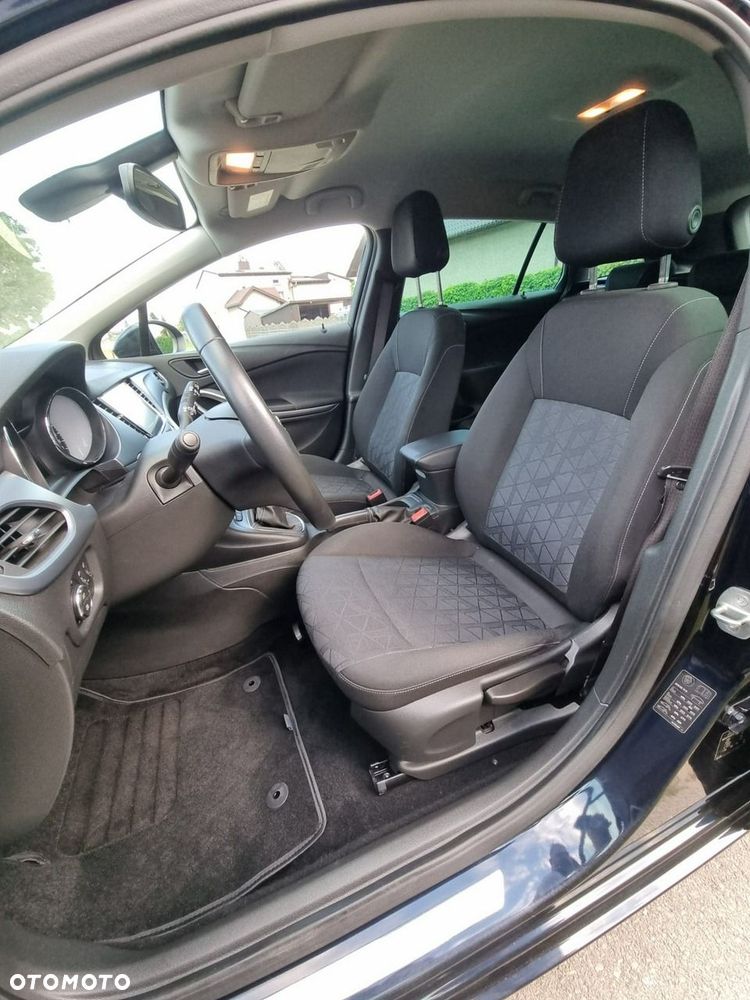 Opel Astra - 8