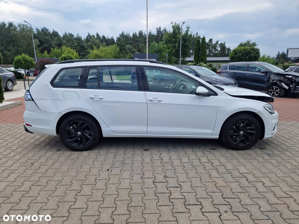 Volkswagen Golf 1.6 TDI BMT Comfortline - 1
