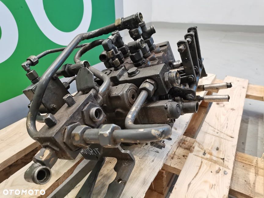 Rozdzielacz Fendt 824 Favorit - 3