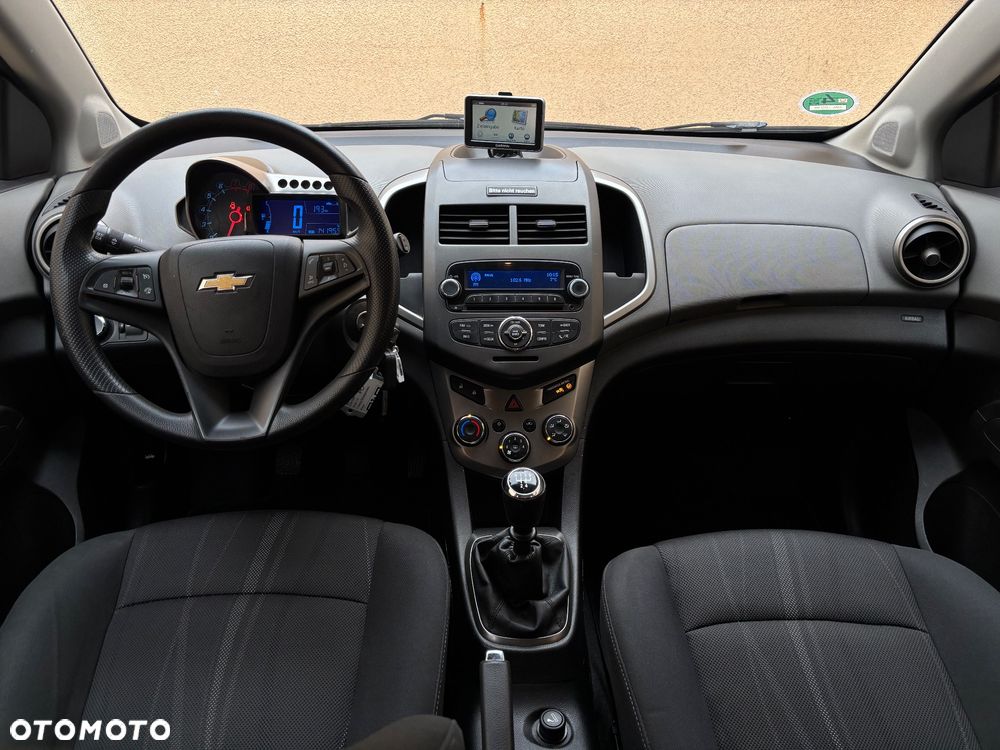 Chevrolet Aveo 1.4 16V LS - 7