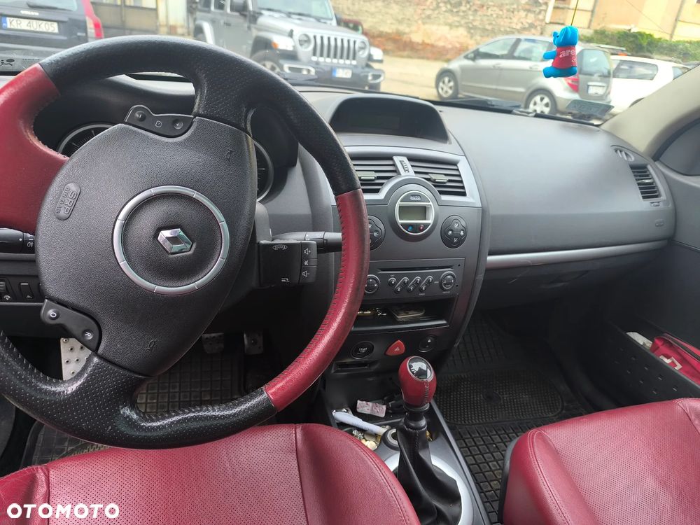 Renault Megane 2.0 16V Privilege - 6