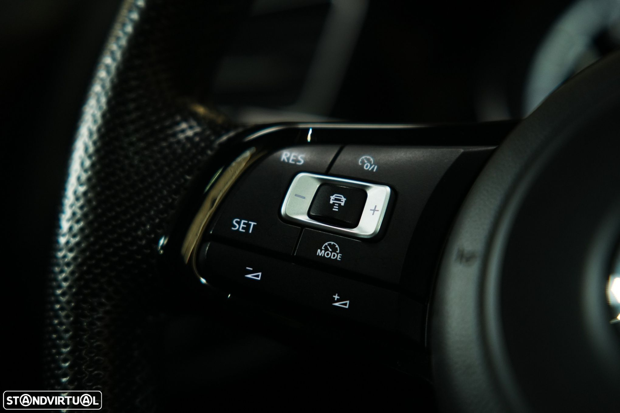 VW Golf 2.0 TSi R DSG - 16