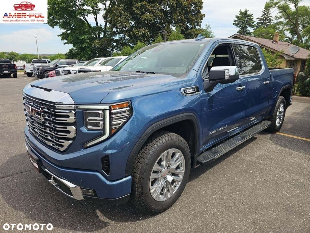 GMC Sierra - 2