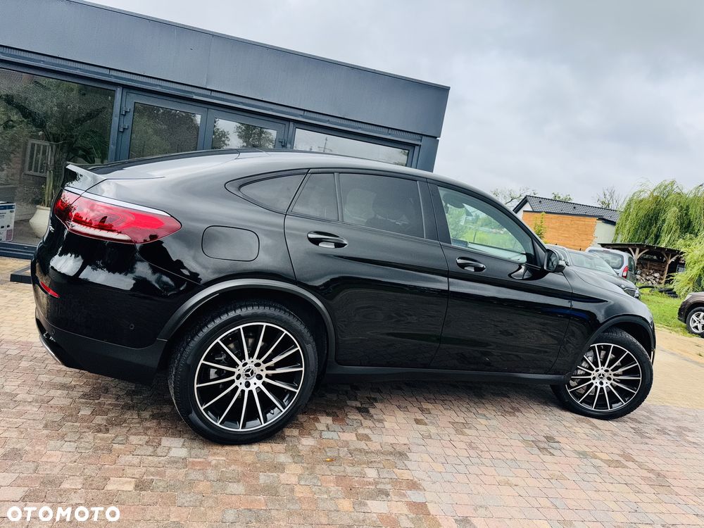 Mercedes-Benz GLC 300 d 4Matic 9G-TRONIC AMG Line Plus - 15