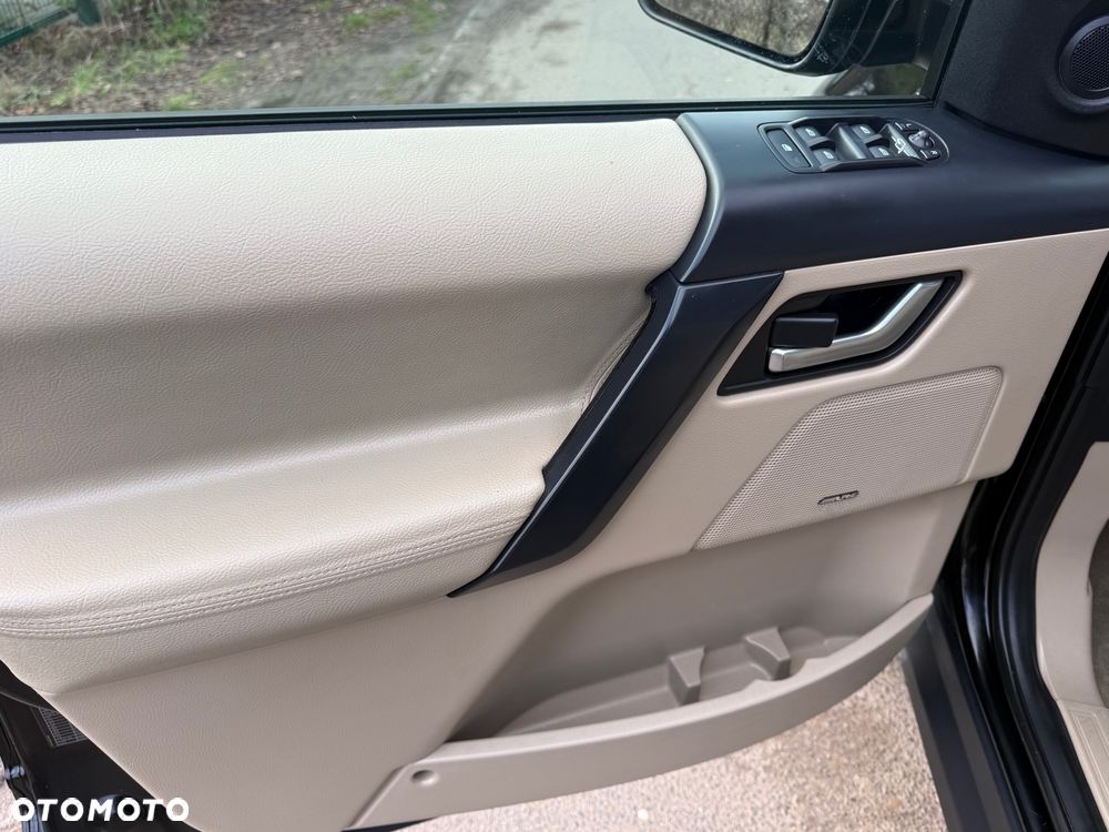 Land Rover Freelander 2.2 sD4 HSE - 14