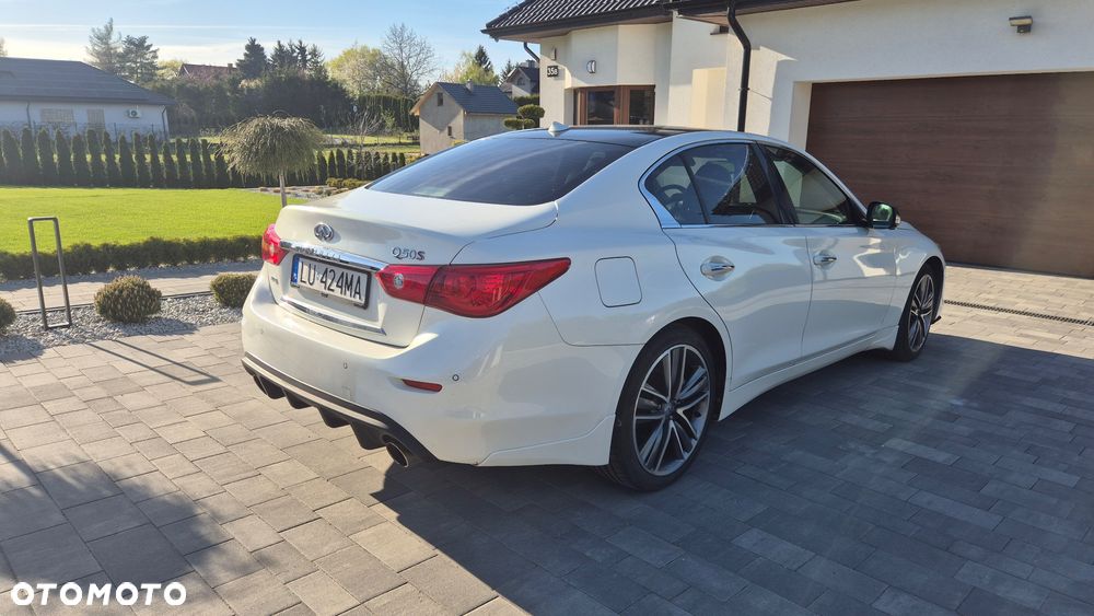 Infiniti Q50 Q50S 3.0t Sport - 3