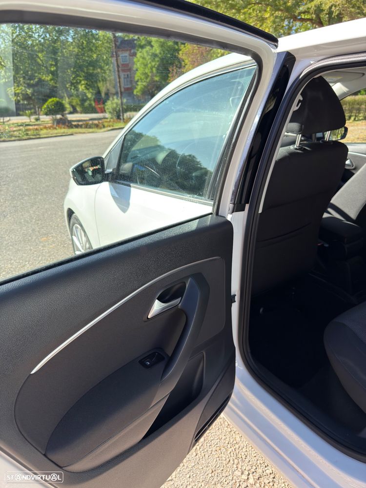 VW Polo 1.2 TSi (Blue Motion ) DSG Highline - 37