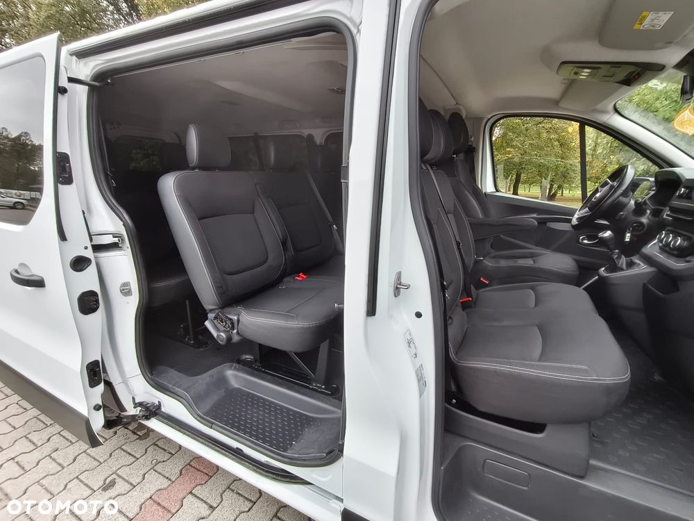 Renault Trafic - 16