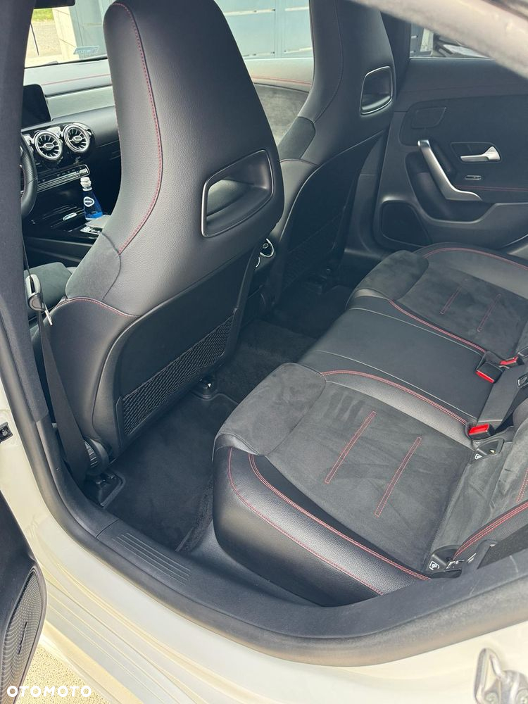 Mercedes-Benz CLA 200 AMG Line 7G-DCT - 6