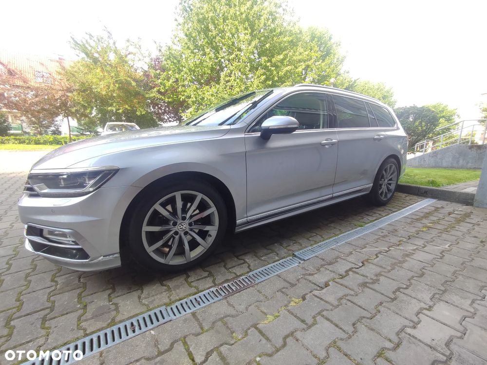 Volkswagen Passat 2.0 TDI SCR DSG Comfortline - 16