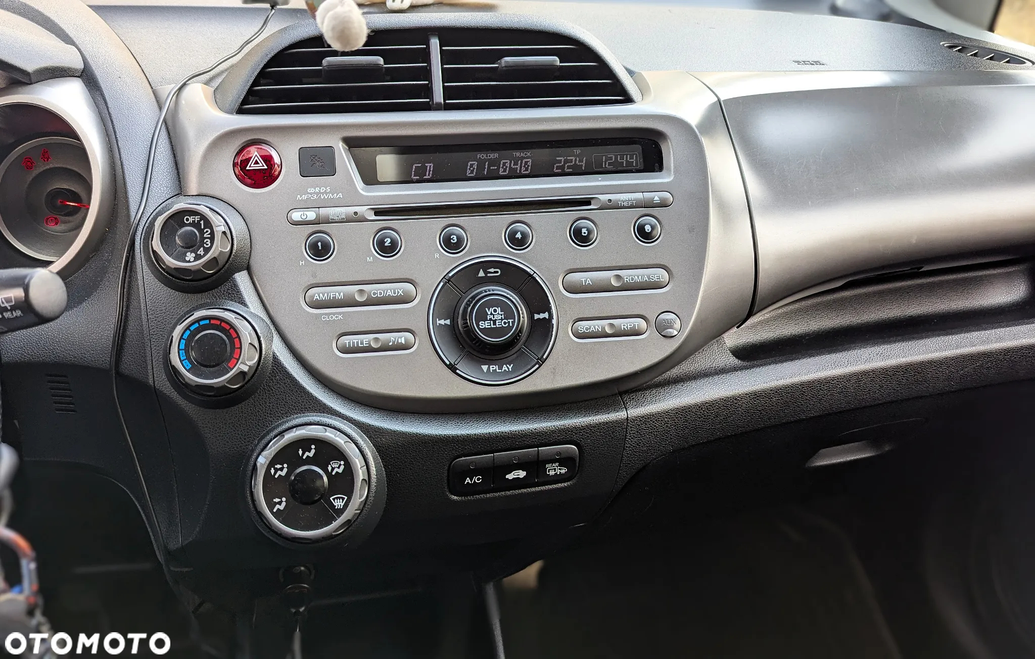 Honda Jazz 1.2 i-VTEC - 24