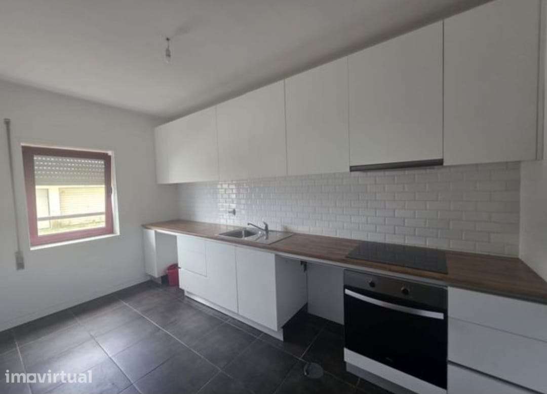 Apartamento para alugar em Águas Santas - Grande imagem: 2/21
