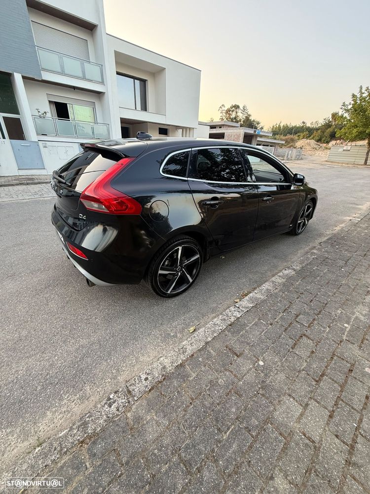 Volvo V40 D4 RDesign - 30