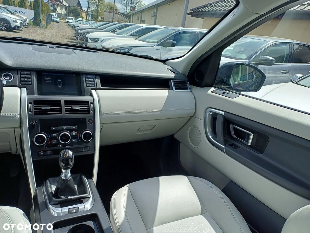 Land Rover Discovery Sport TD4 Pure - 24
