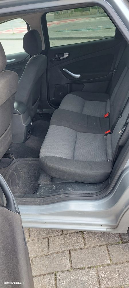 Ford Mondeo SW 1.8 TDCi Titanium ECOnetic - 7