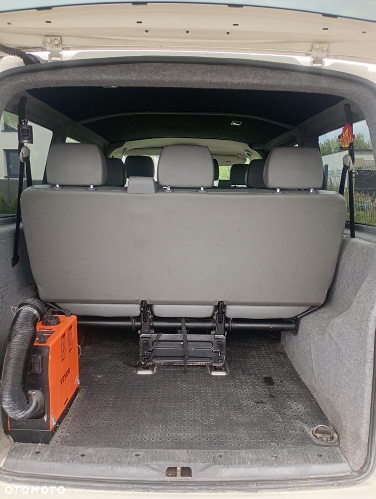 Volkswagen Transporter - 4