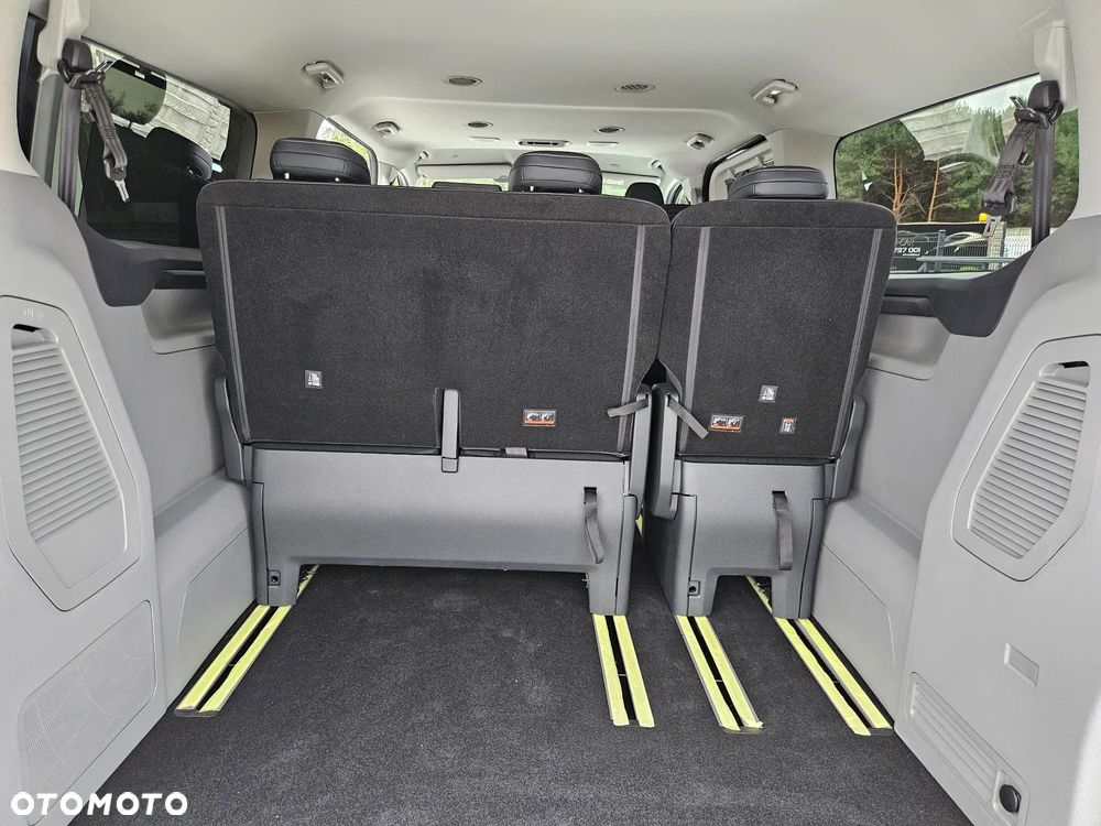 Ford Tourneo Custom 2.0 EcoBlue 320 AWD L2 Titanium - 25