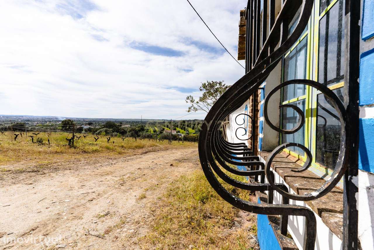 Monte típico 15ha Reguengos Monsaraz "Corval" 5 divisões, piscina e vi - Grande imagem: 3/43