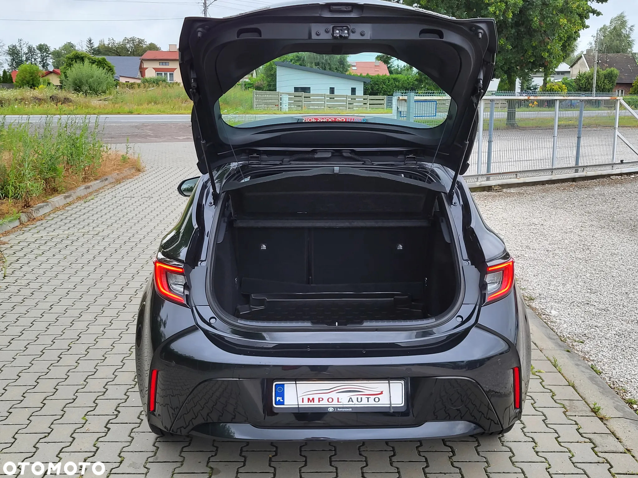Toyota Corolla 1.8 Hybrid Comfort - 27