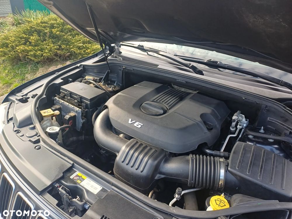 Jeep Grand Cherokee - 36