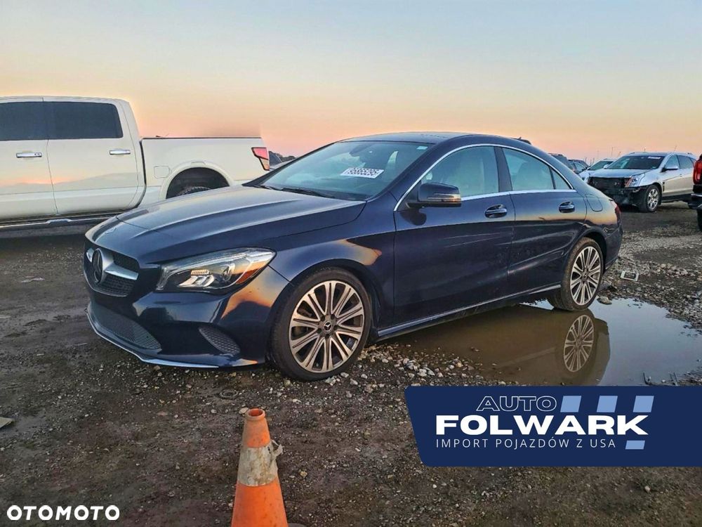 Mercedes-Benz CLA - 1
