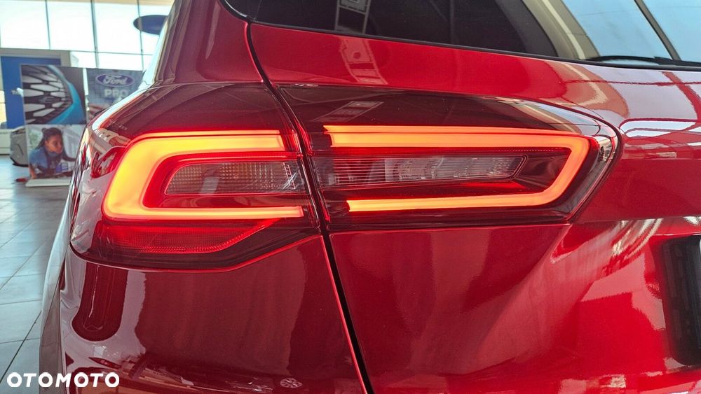 Ford Focus 1.0 EcoBoost Hybrid ST-LINE X - 22