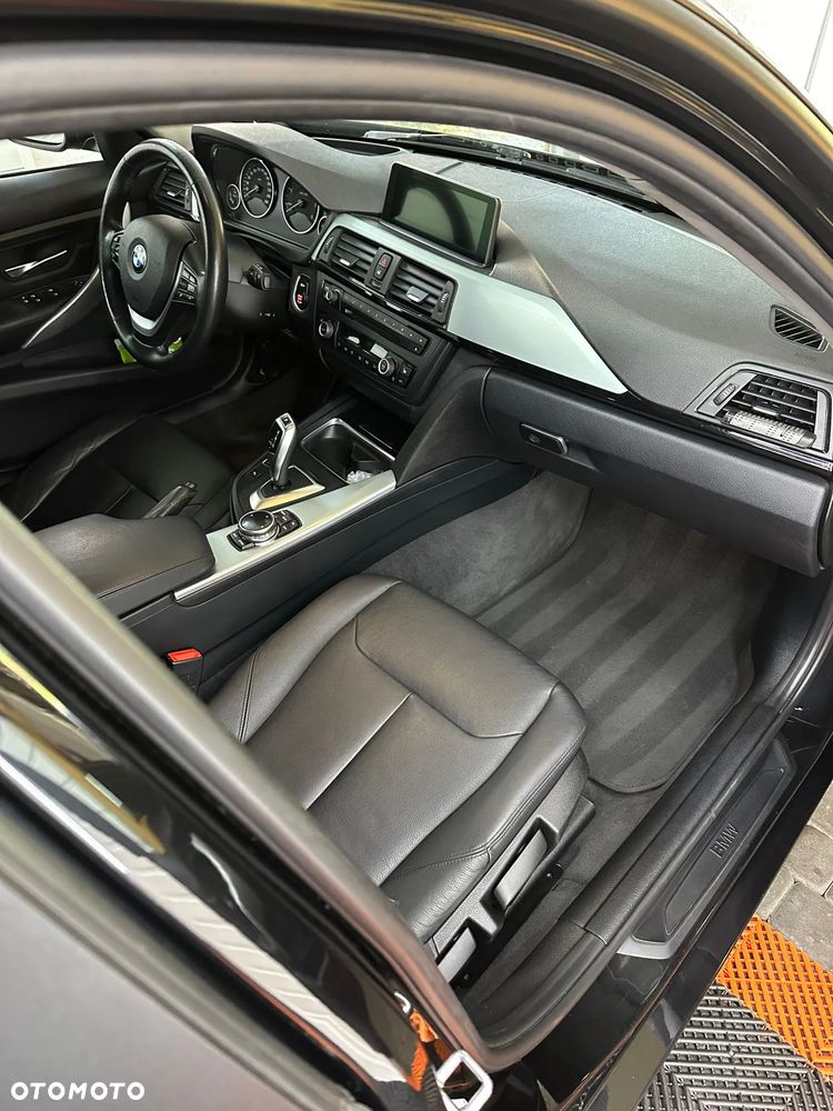 BMW Seria 3 320d xDrive Luxury Line - 7