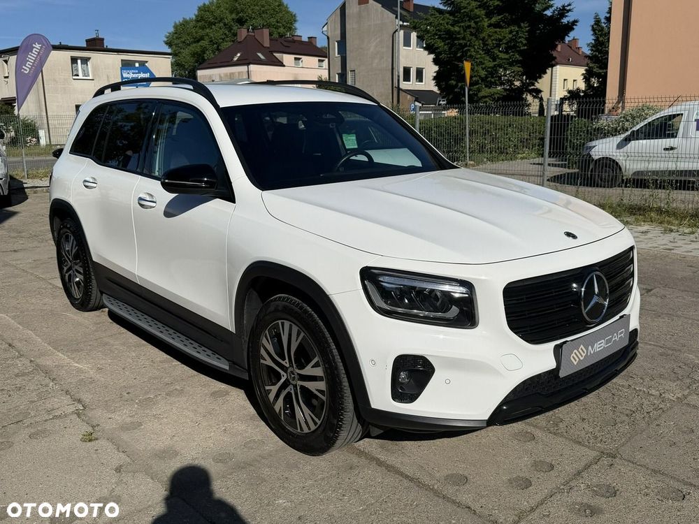 Mercedes-Benz GLB - 10