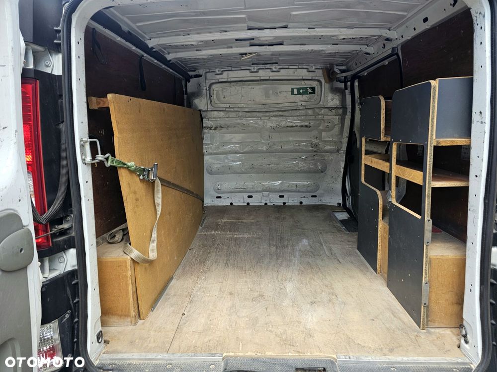 Renault TRAFIC - 7