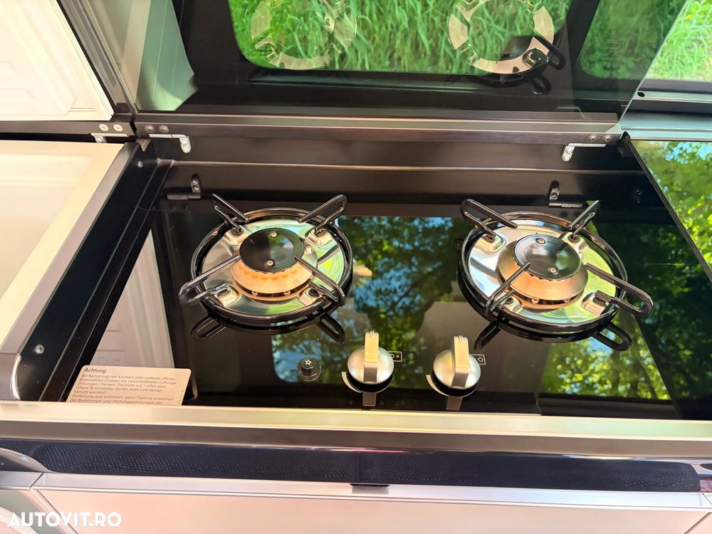 Mercedes-Benz V - 16