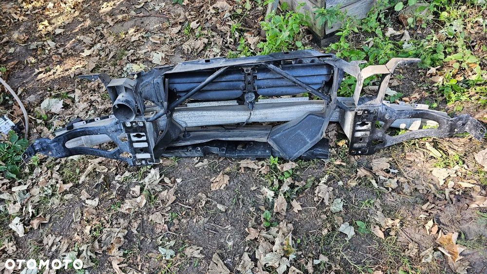 PAS PRZEDNI ZALUZJE BME WE60 E61 M PAK - 2