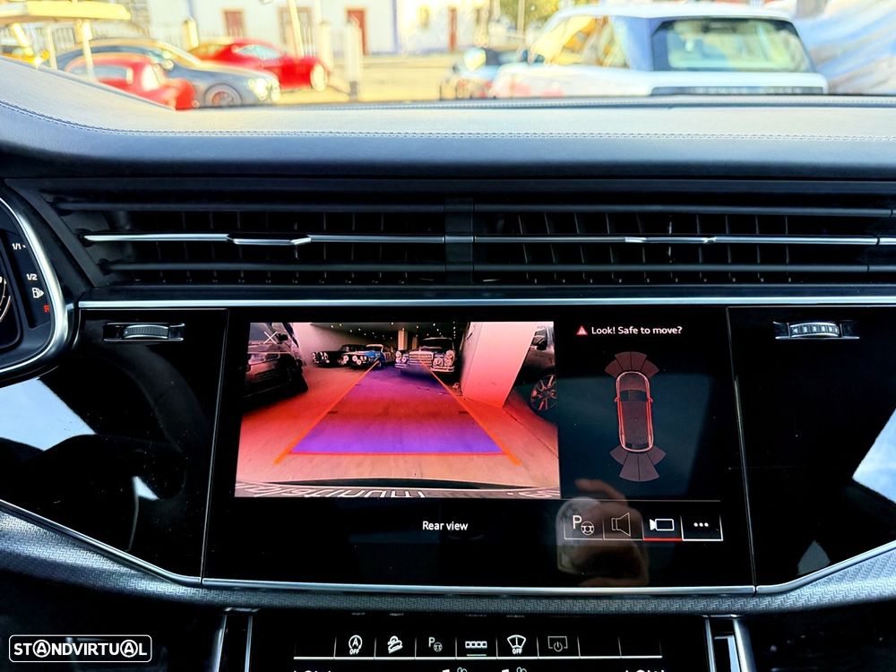 Audi RS Q8 4.0 TFSI quattro Tiptronic - 19