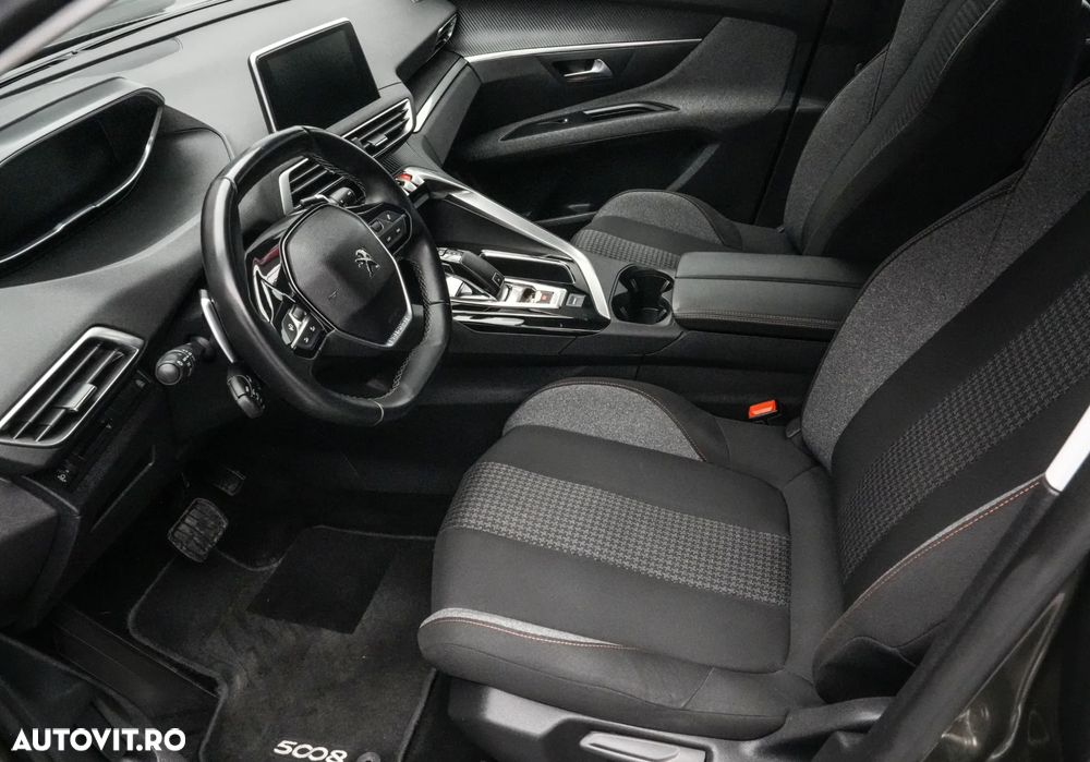 Peugeot 5008 PureTech 130 EAT8 Stop & Start Allure Business-Paket - 12