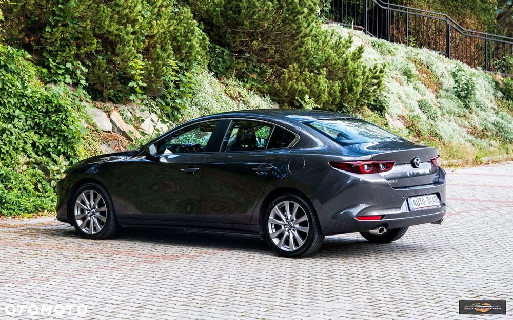 Mazda 3 - 5