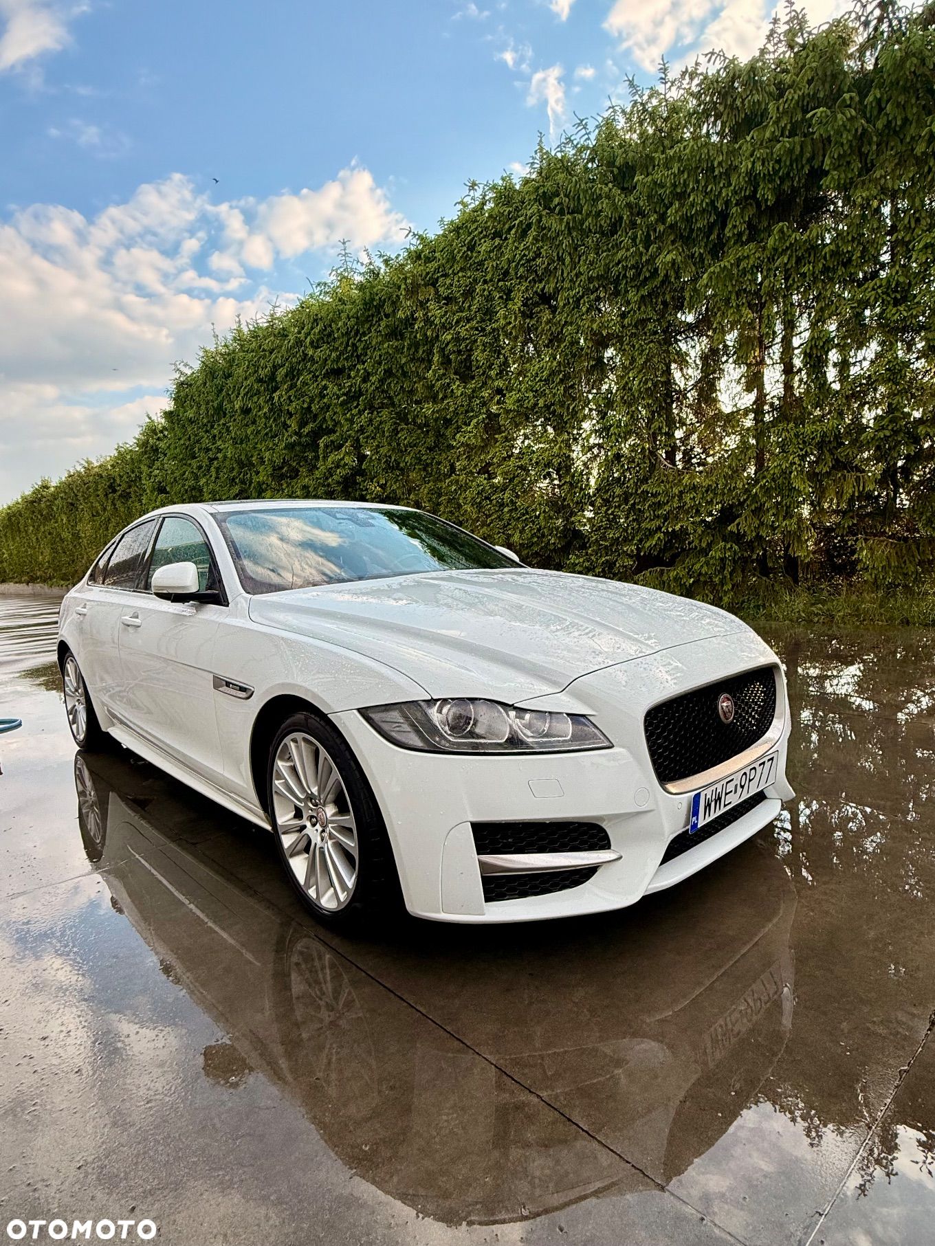 Jaguar XF 20d R-Sport - 1