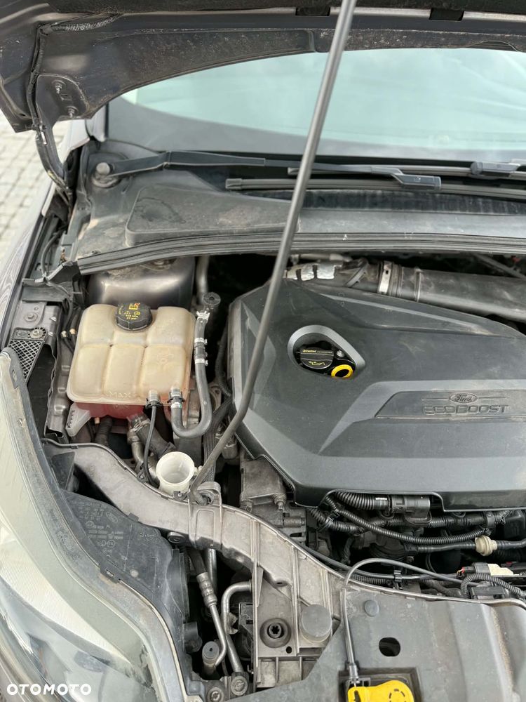Ford Focus 1.6 EcoBoost Titanium - 10