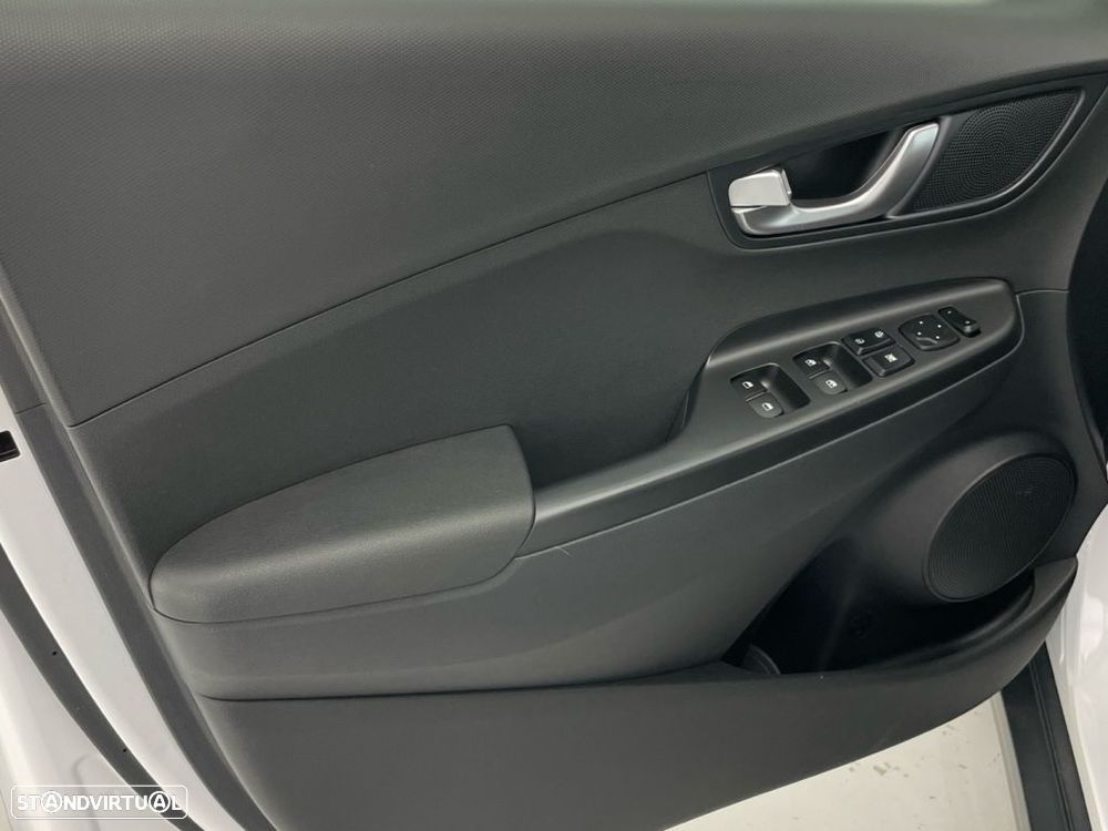 Hyundai Kauai 39 kWh Premium - 17