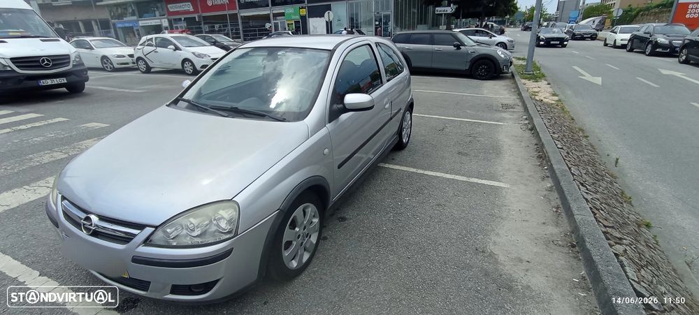 Opel Corsa 1.2 16V Enjoy - 4