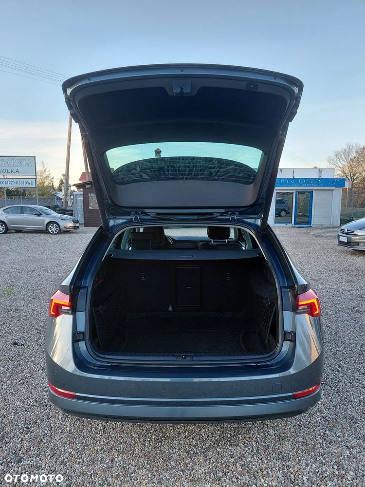 Skoda Octavia 1.5 TSI ACT Style - 40