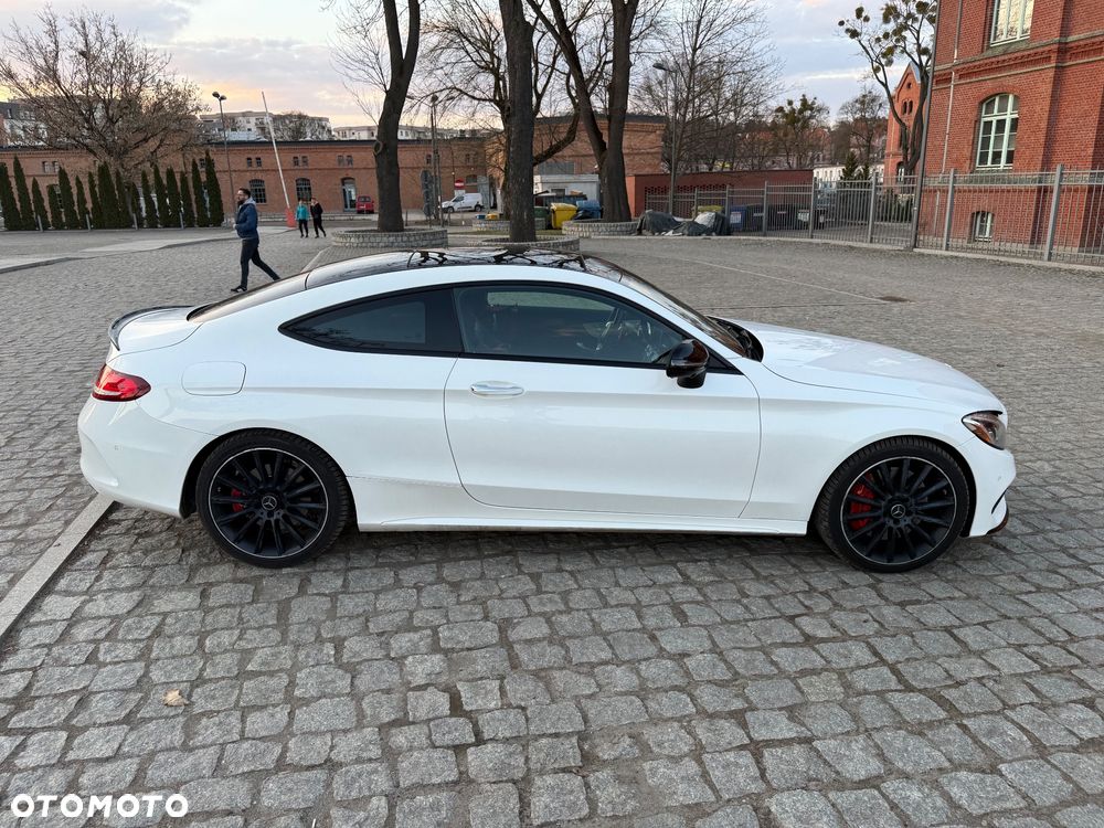 Mercedes-Benz Klasa C AMG 43 4Matic 9G-TRONIC Night Edition - 8