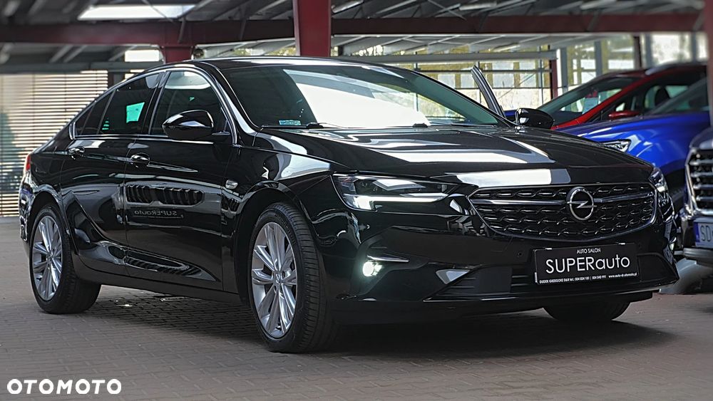 Opel Insignia 2021 photo 2