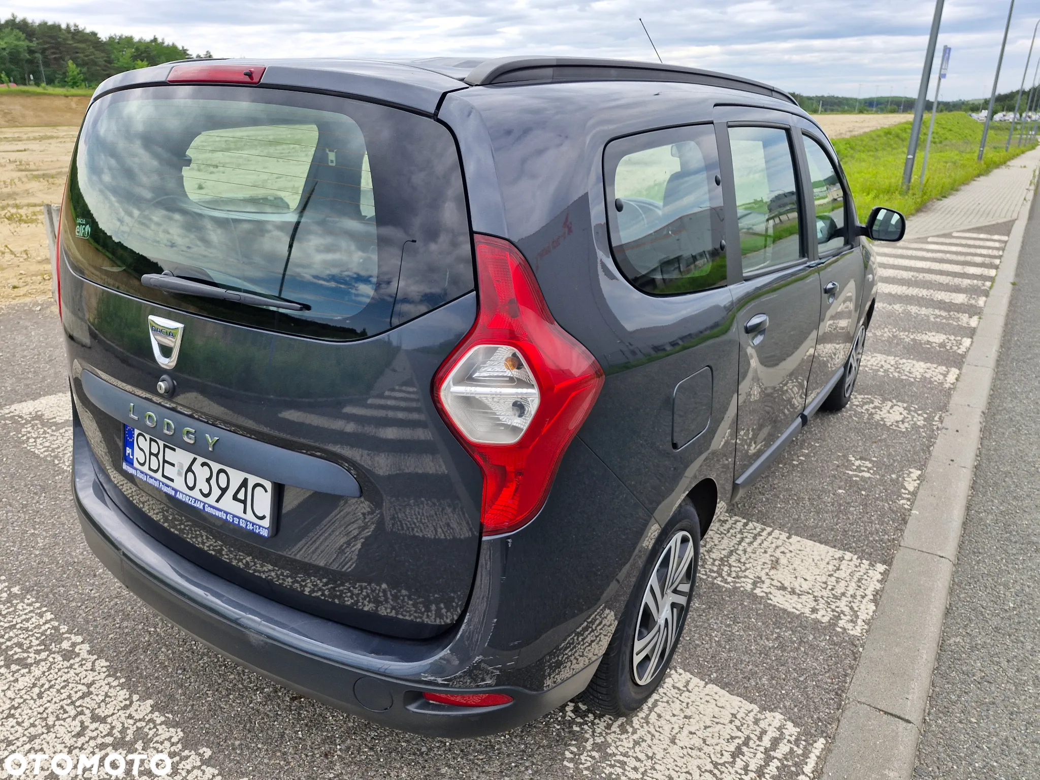 Dacia Lodgy 1.6 SCe Ambiance S&S - 4