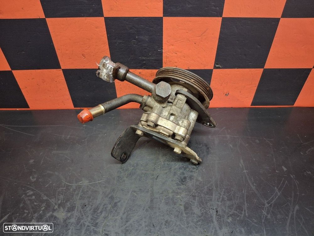 Bomba Direcção Assistida Nissan Np300 Navara (D40) - 2